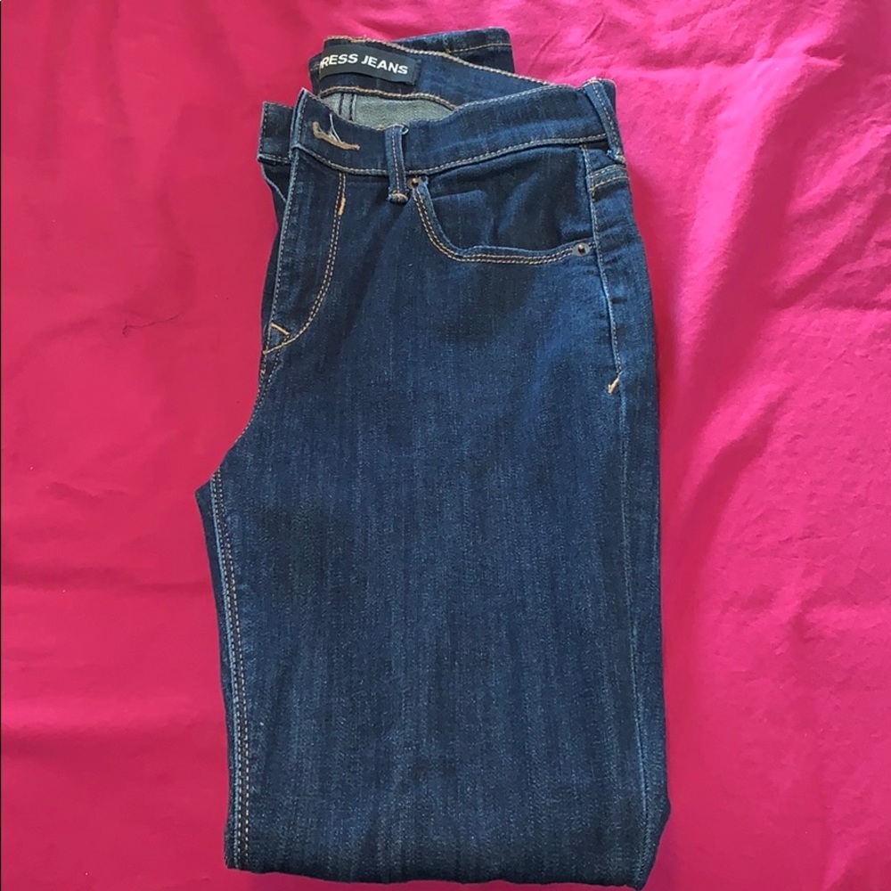 EXPRESS WOMEN’S DARK WASH JEANS. Perfect Condition